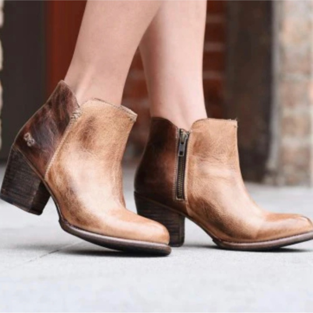 NWOT Bed Stu Leather Boots 9.5